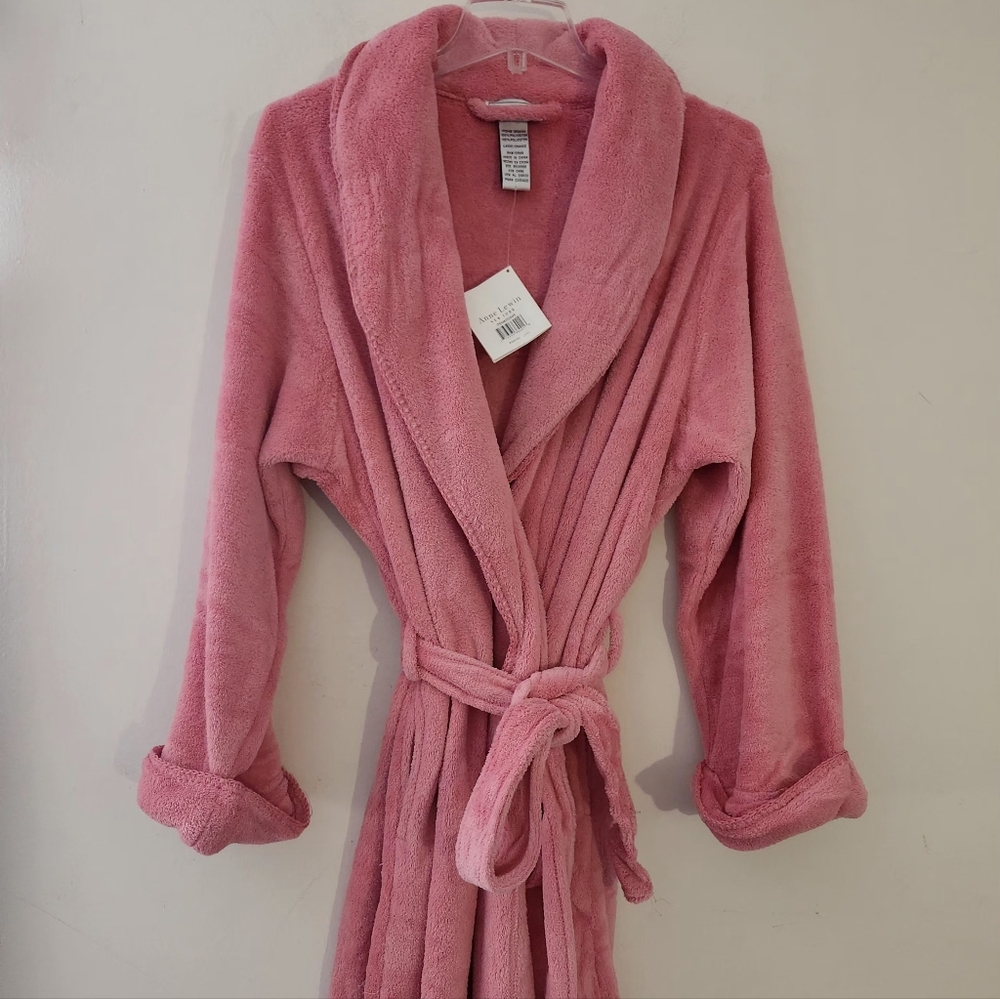 Anne Lewin New York Plush Fleece Bathrobe with Belt Size: L Color: Pink - Picture 3 of 13